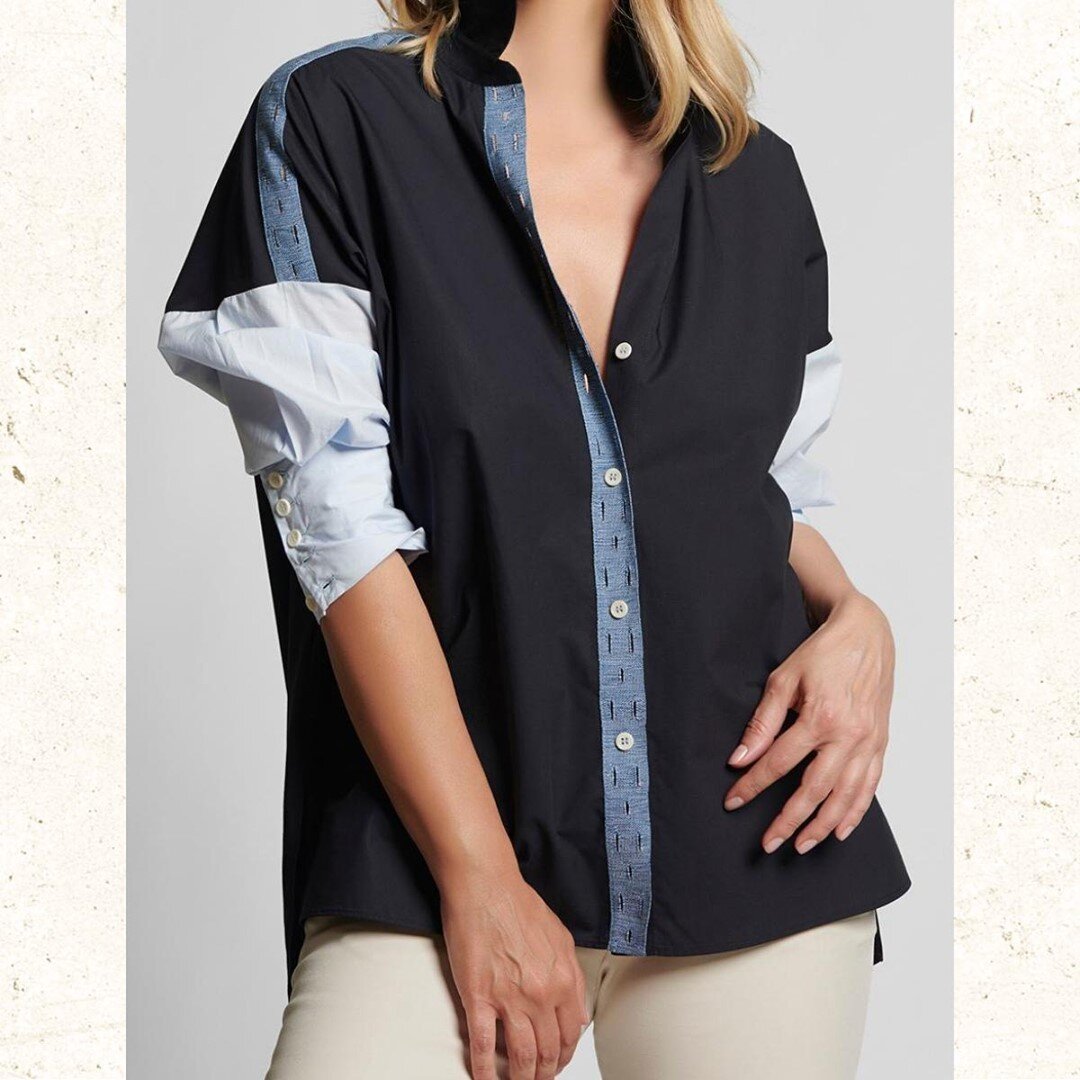 ELINA bicolor cotton shirt⁠⠀⁠
⁠⠀⁠
Now in the store in #giziagate ✨⁠
⁠
_____________________⁠
⁠
#EbruGunayOfficial⁠
#timeisnow⁠
#EbruLovesWhiteCottonShirt⁠
#whitecottonshirt⁠
#EbruGunayBebek⠀